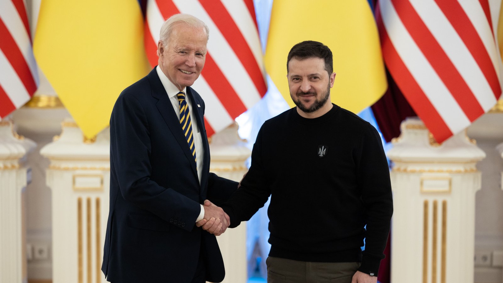 2023 U.S. President Joe Biden Ukraine Volodymyr Zelenskiy photowalking Shutterstock