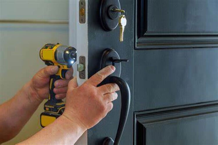 6 Smart Questions to Ask Before Hiring a Locksmith in Philadelphia