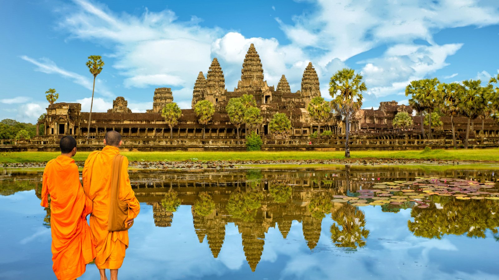 Angkor Wat is a temple complex in Cambodia Sakdawut Tangtongsap Shutterstock