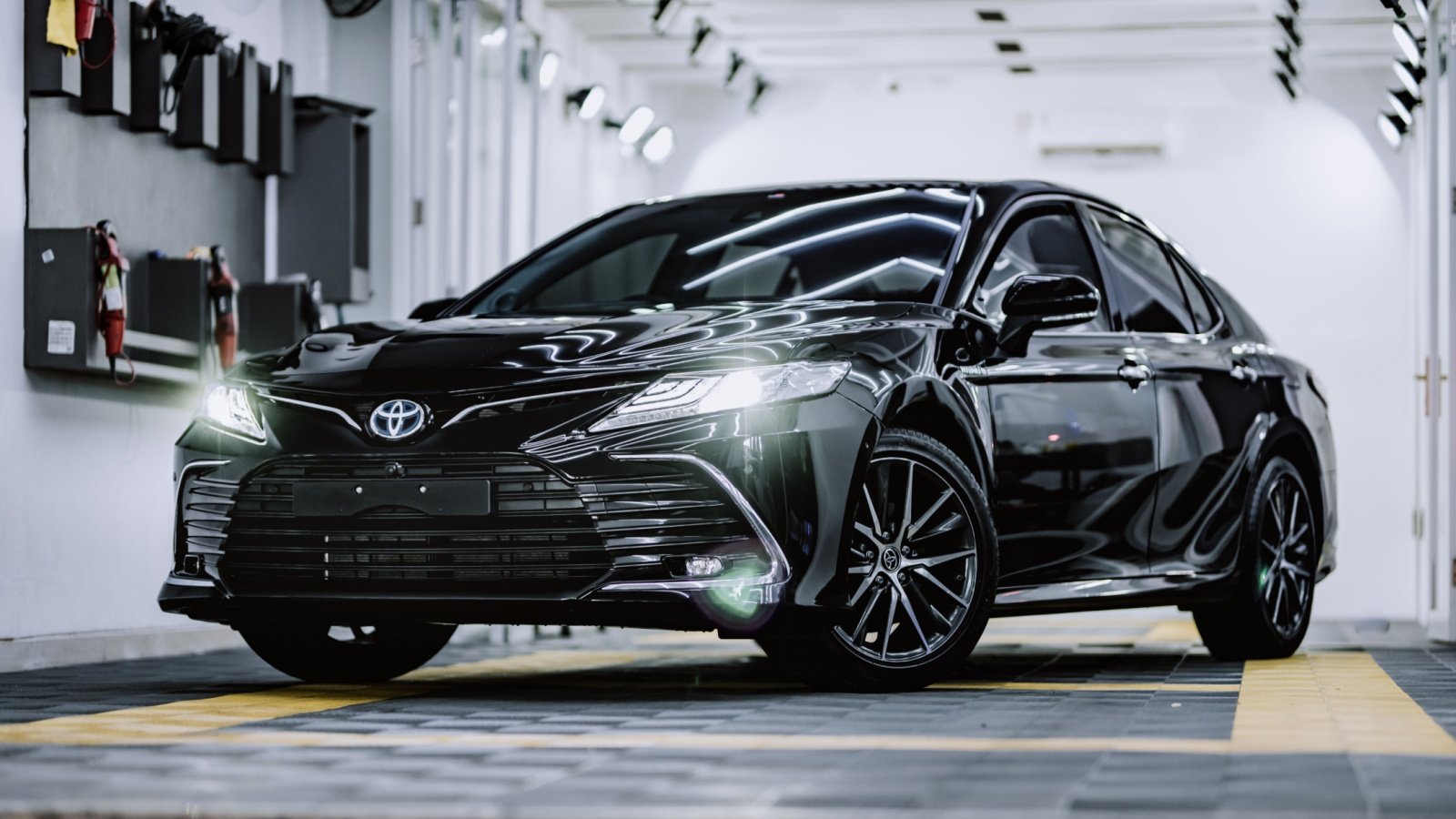 Black Toyota Camry car vehicle hendra yuwana Shutterstock