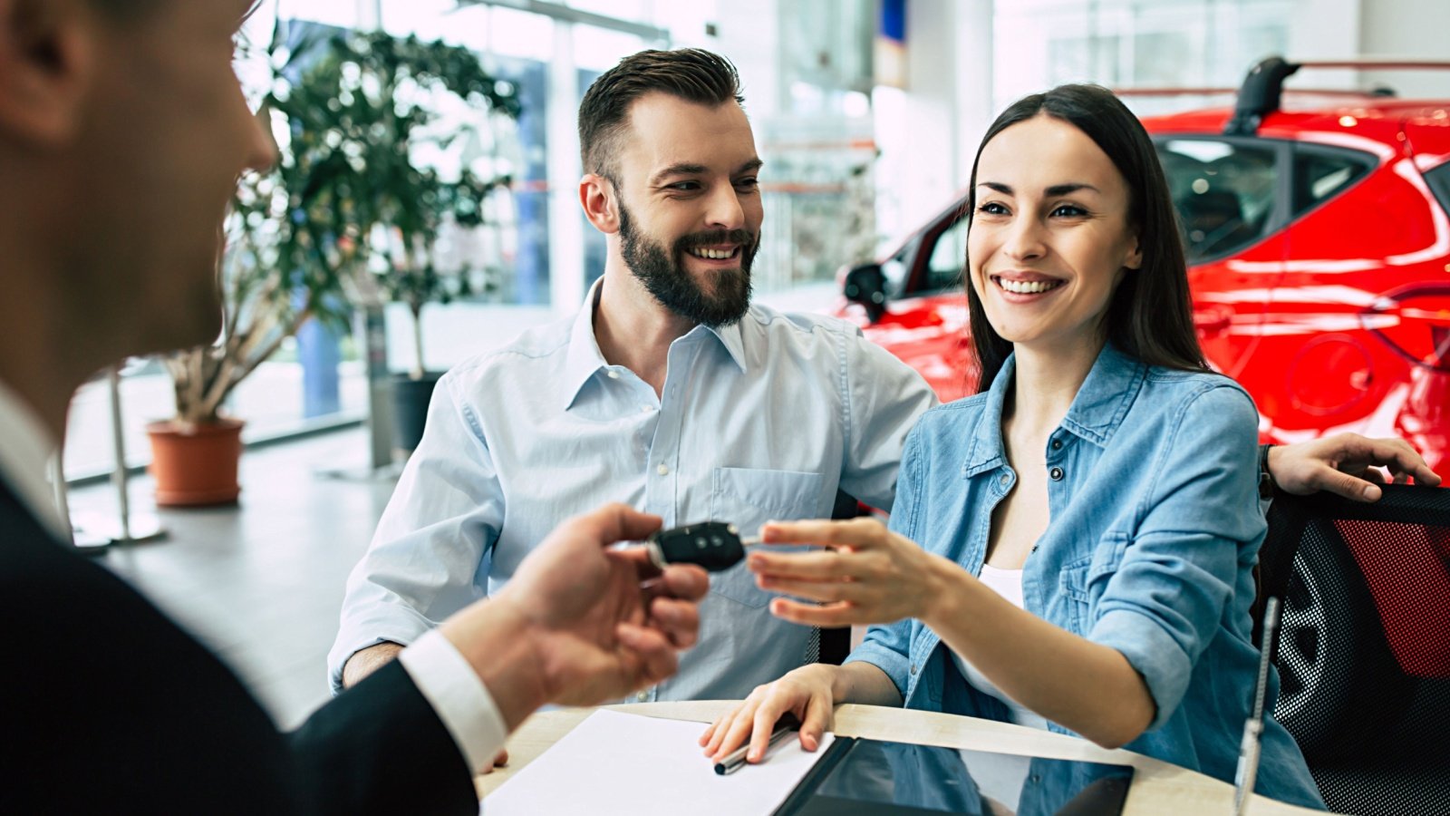 Car dealership buy driving My Ocean Production Shutterstock