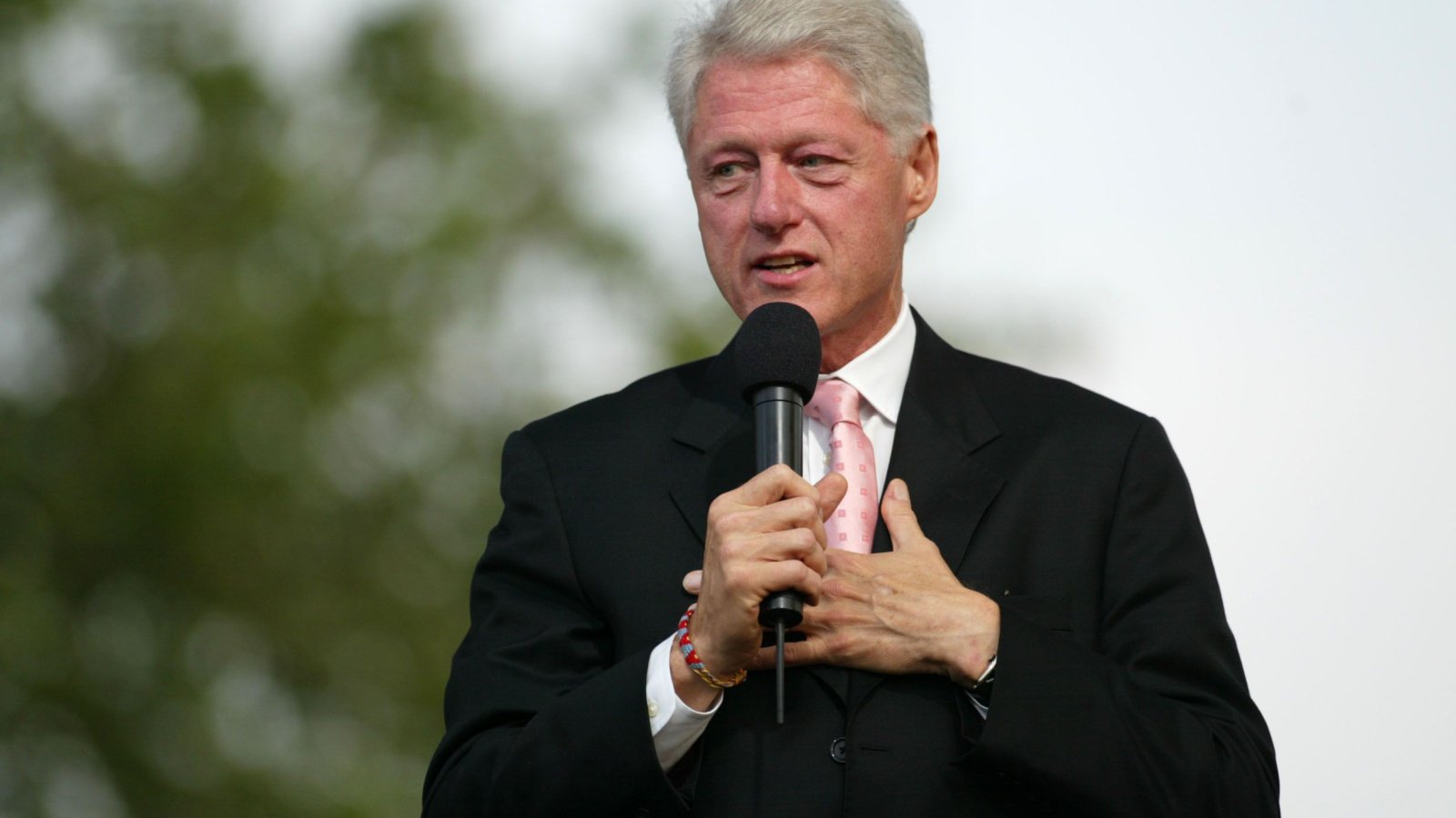 Bill Clinton Tells-All in New Personal Memoir