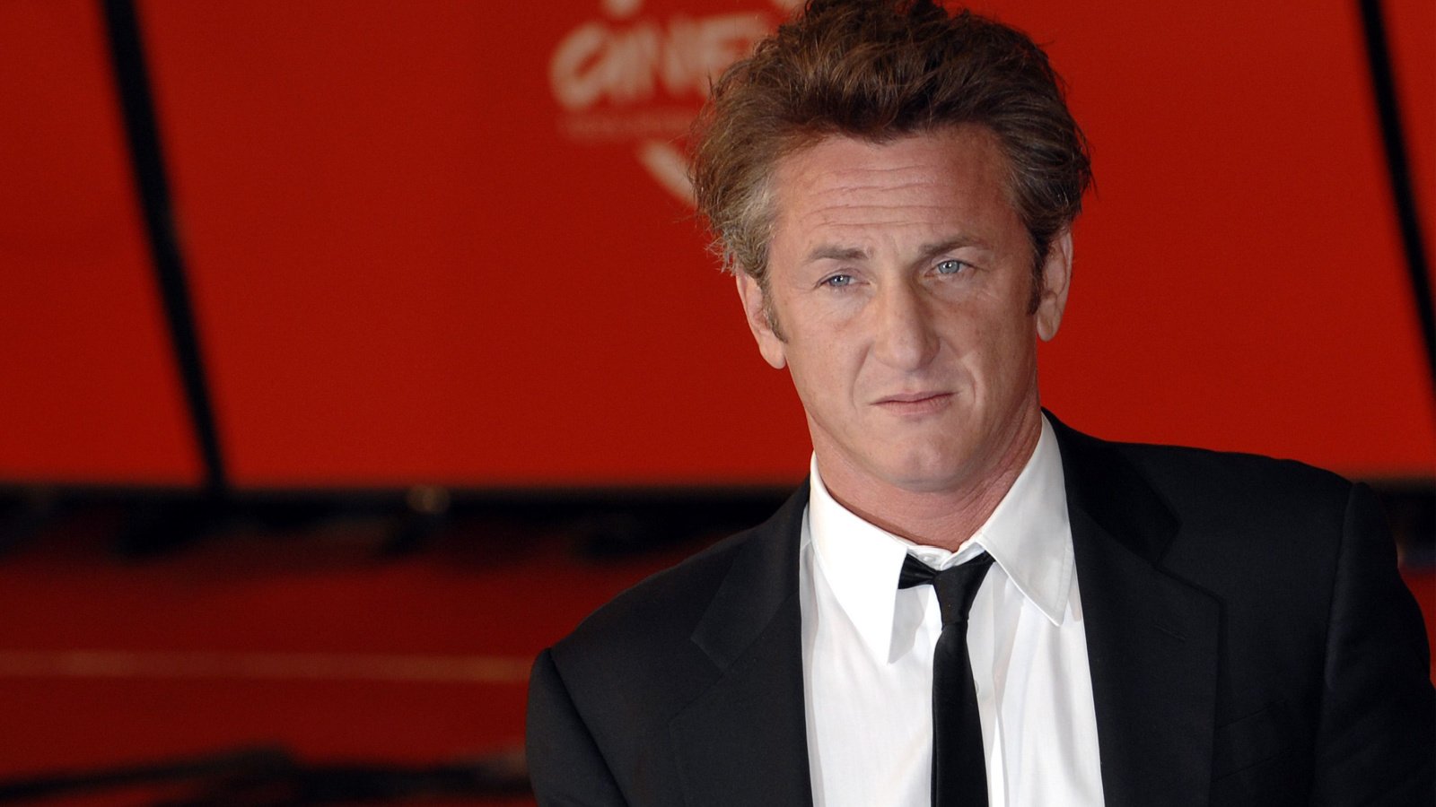 Celebrity Sean Penn 2007 Young Frippitaun Shutterstock