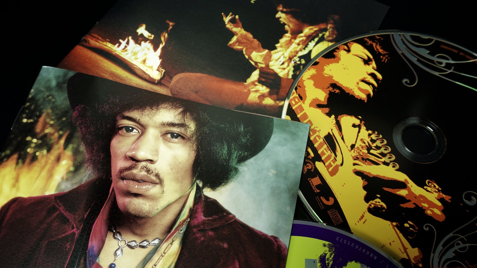 Celebrity Singer Jimi Hendrix album cover Stefano Chiacchiarini '74 Shutterstock