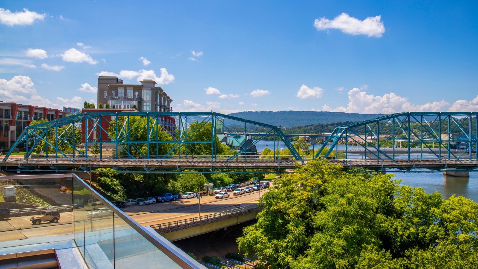 Chattanooga Tennessee Marcus E Jones Shutterstock