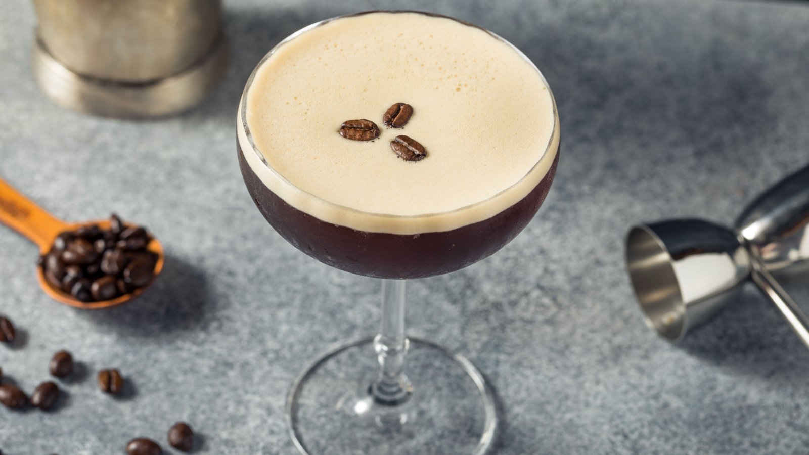 Cocktail Espresso Martini drink alcohol Brent Hofacker Shutterstock