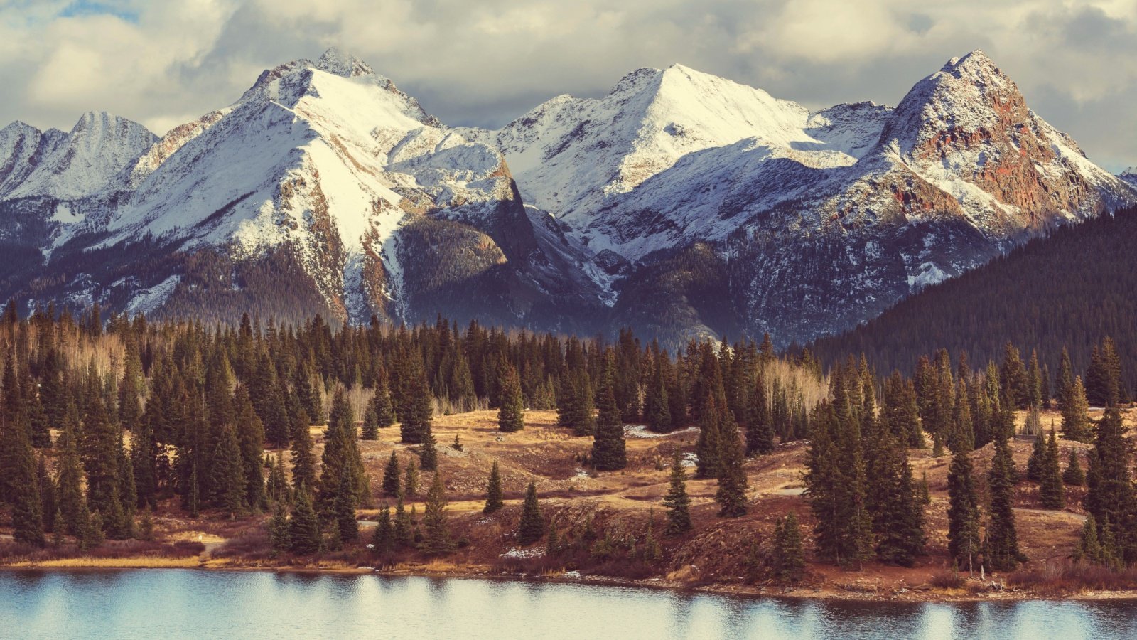 Colorado Rocky Mountains Galyna Andrushko Shutterstock