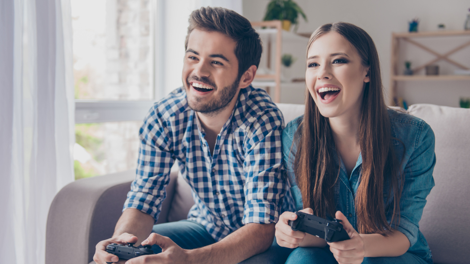 Couple Gaming Video Game Roman Samborskyi Shutterstock