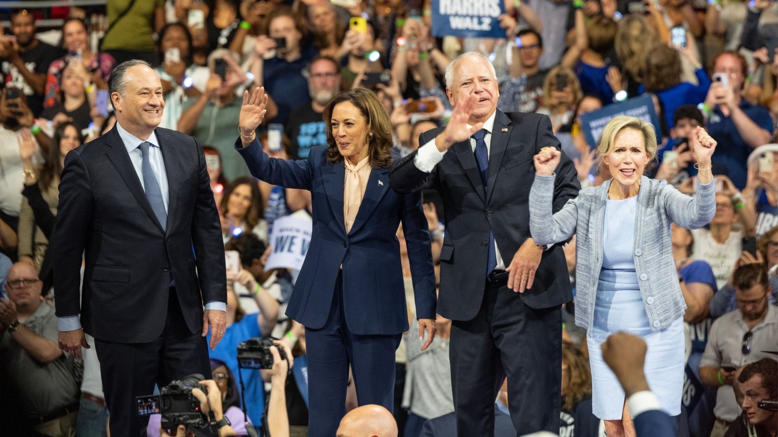 Douglas Emhoff Kamala Harris Tim Walz Gwen Walz lev radin Shutterstock