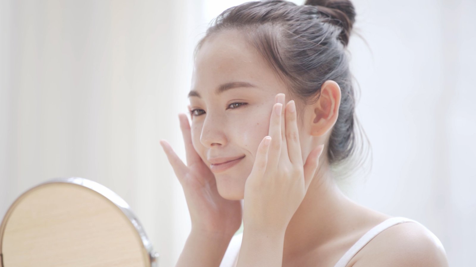 Facial Skin Care Toner aijiro shutterstock