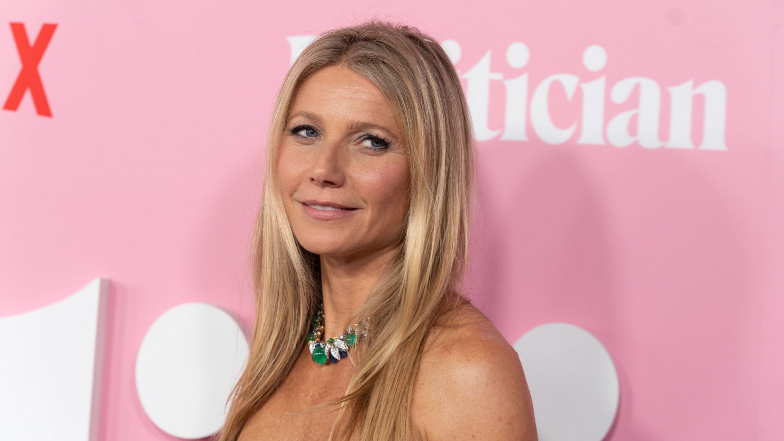 Gwyneth Paltrow Actress Ron Adar Shutterstock