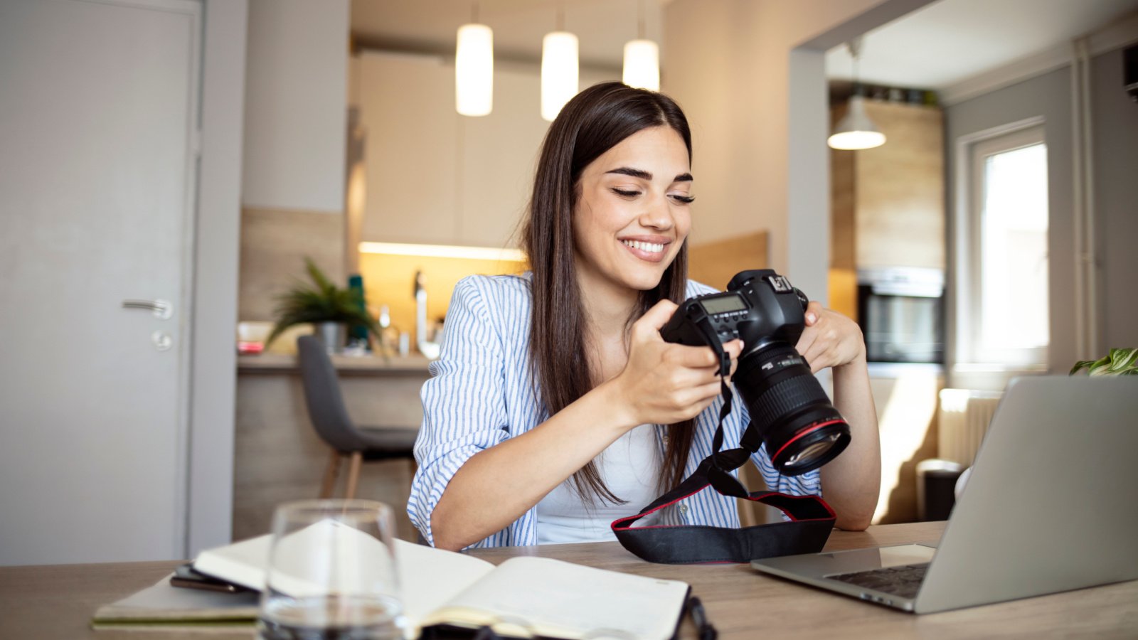 Happy Young Woman Photographer Dragana Gordic Shutterstock