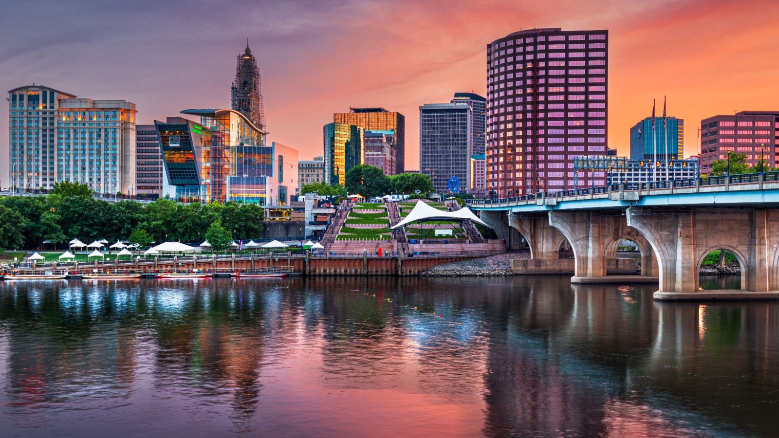 Hartford Connecticut downtown Sean Pavone Shutterstock