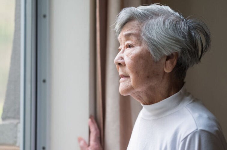 How to Recognize the Early Signs of Cognitive Decline in Loved Ones
