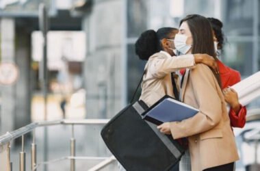 How to Stay Connected to Your Family as an Expat?