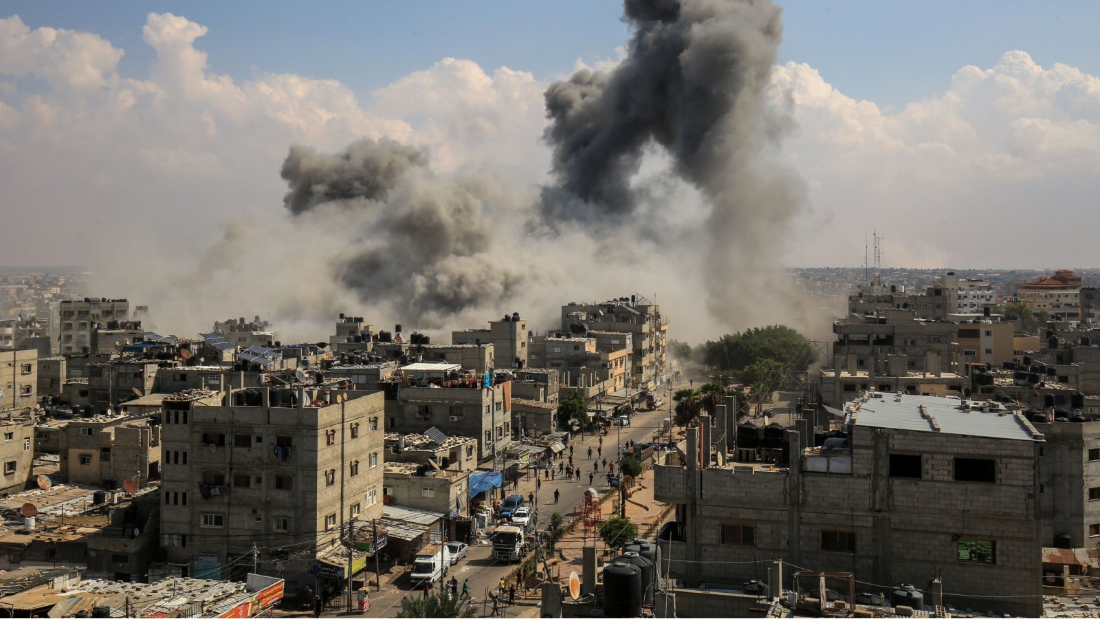 Israeli air strikes Rafah Gaza Strip Anas Mohammed Shutterstock