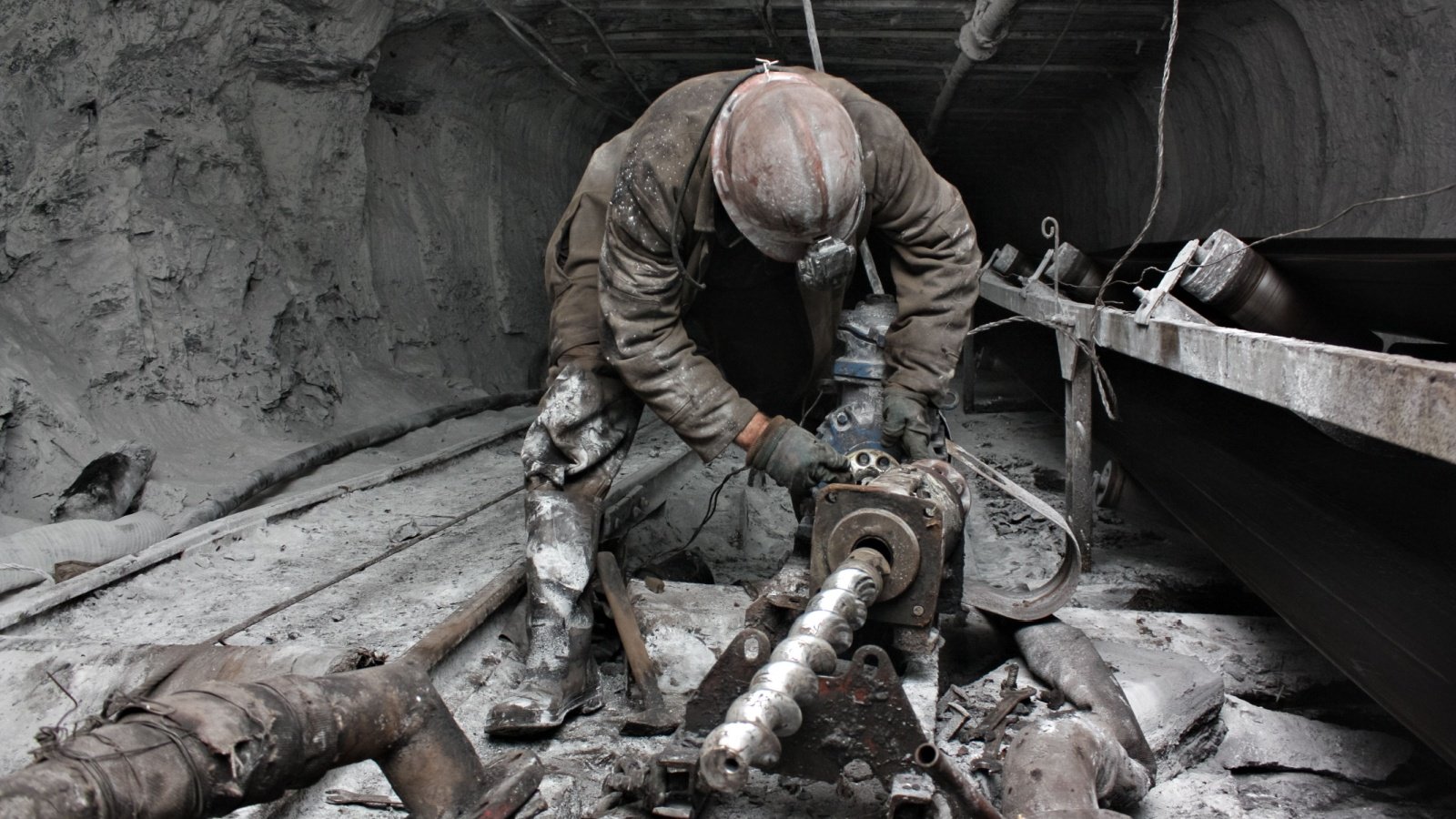 Miner job Vyacheslav Svetlichnyy Shutterstock