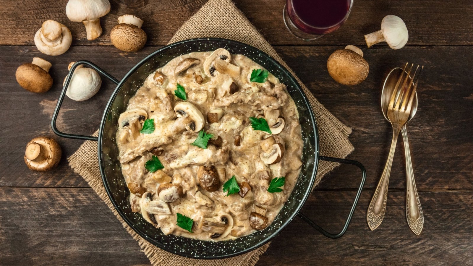 Mushroom beef stroganoff food Plateresca Shutterstock