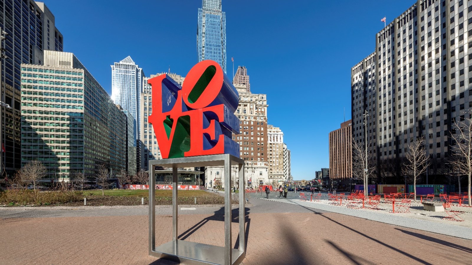 Philadelphia Pennsylvania Love Park Statue Lucky photographer Shutterstock