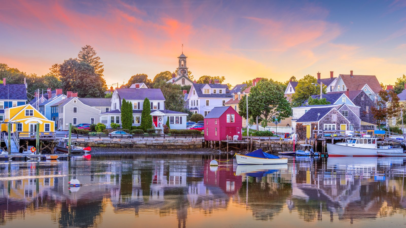 Portsmouth New Hampshire sean pavone shutterstock