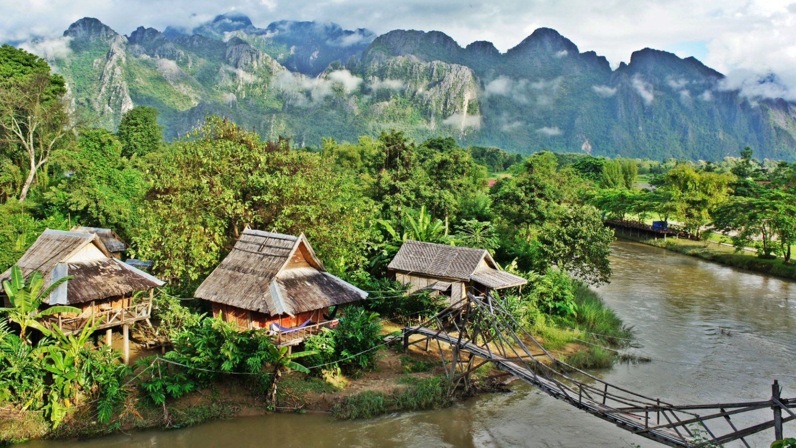 Small village in Vang Vieng Laos Suchada Rujayakornkun Shutterstock