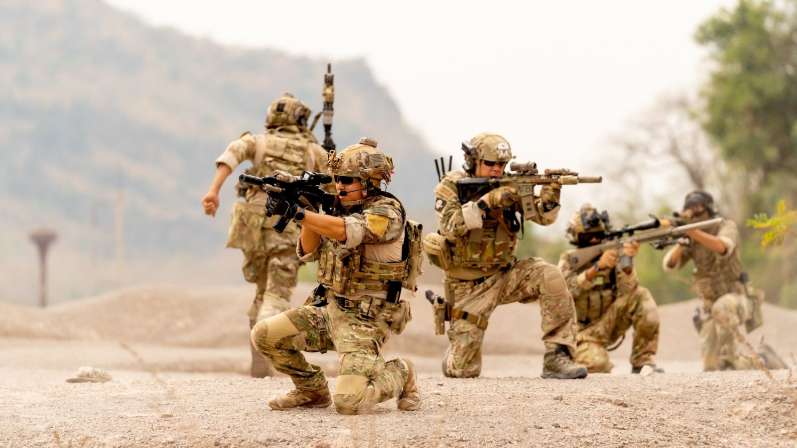 Soldiers on military battlefield SritanaN Shutterstock Soldiers on military battlefield SritanaN Shutterstock