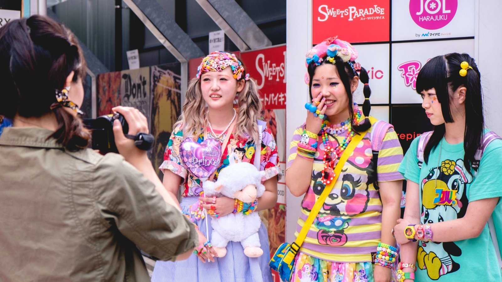 Tokyo Japan Kawaii Fashion Samuel Ponce Shutterstock