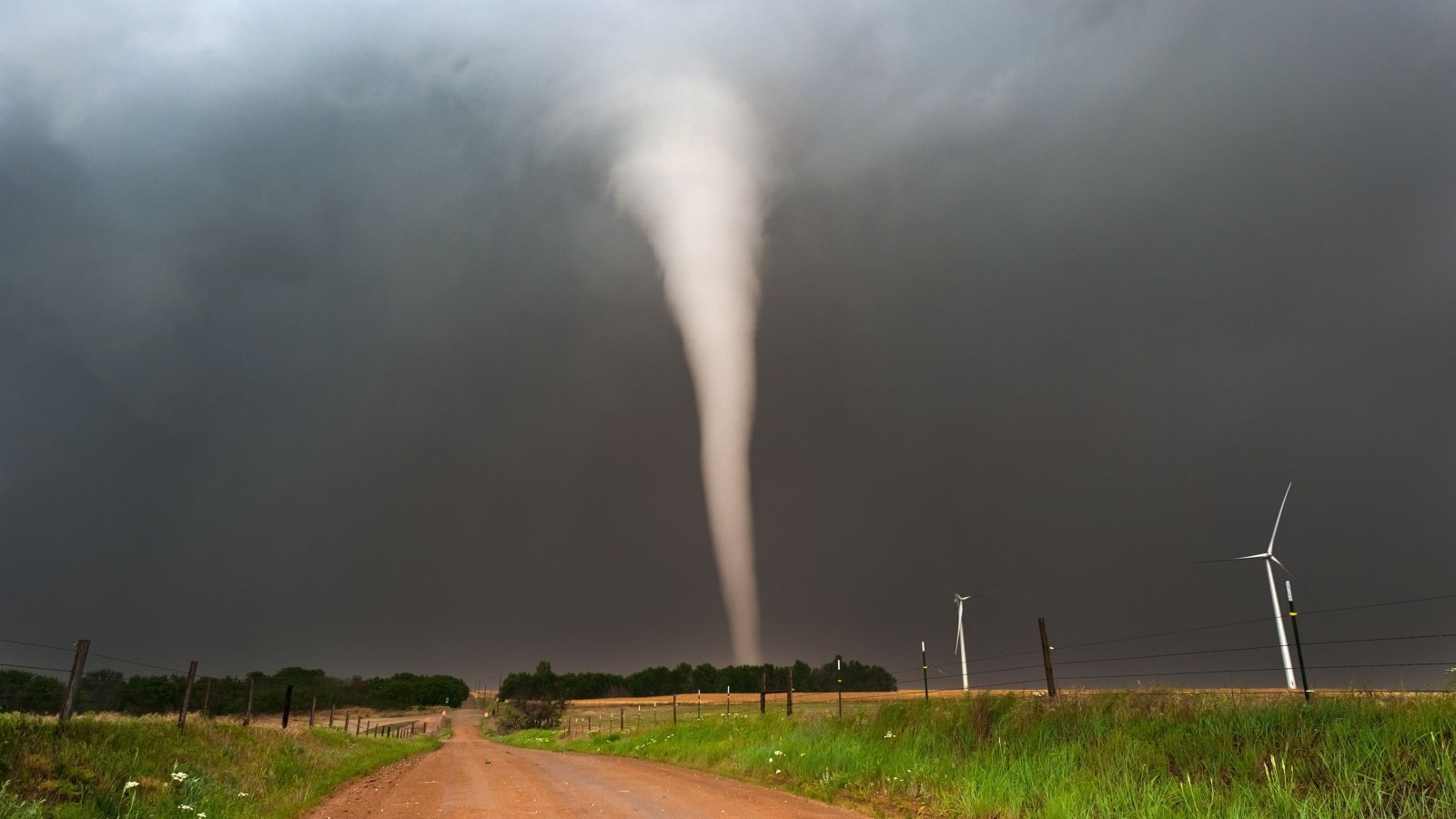 Tornado Great Plains Field Weather Minerva Studio Shutterstock