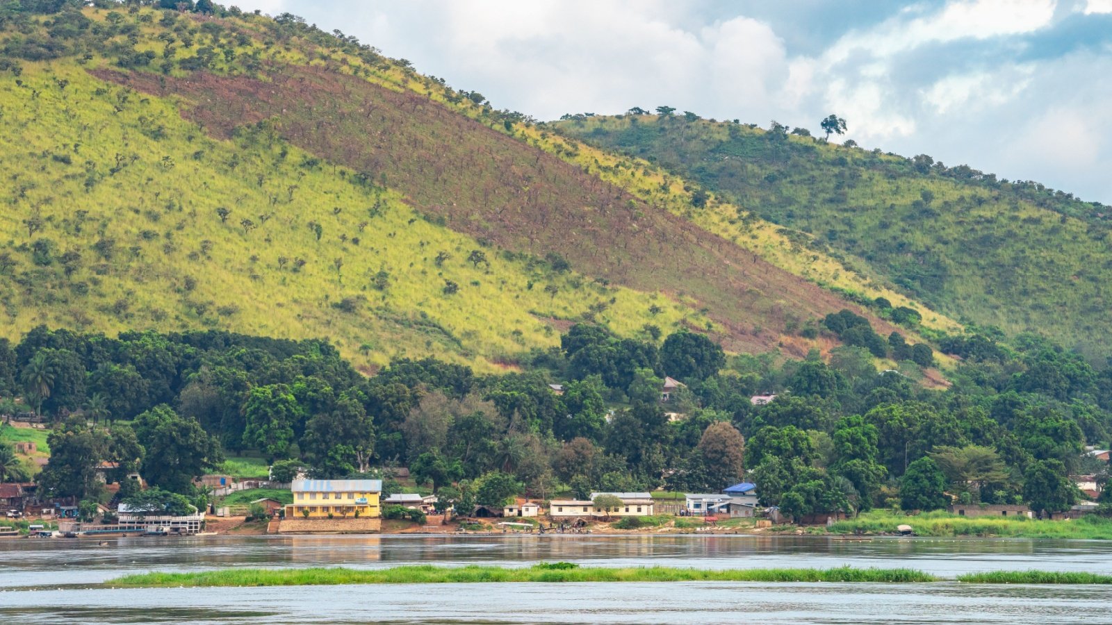 Ubangi river, village in Central African Republic mbrand85 Shutterstock