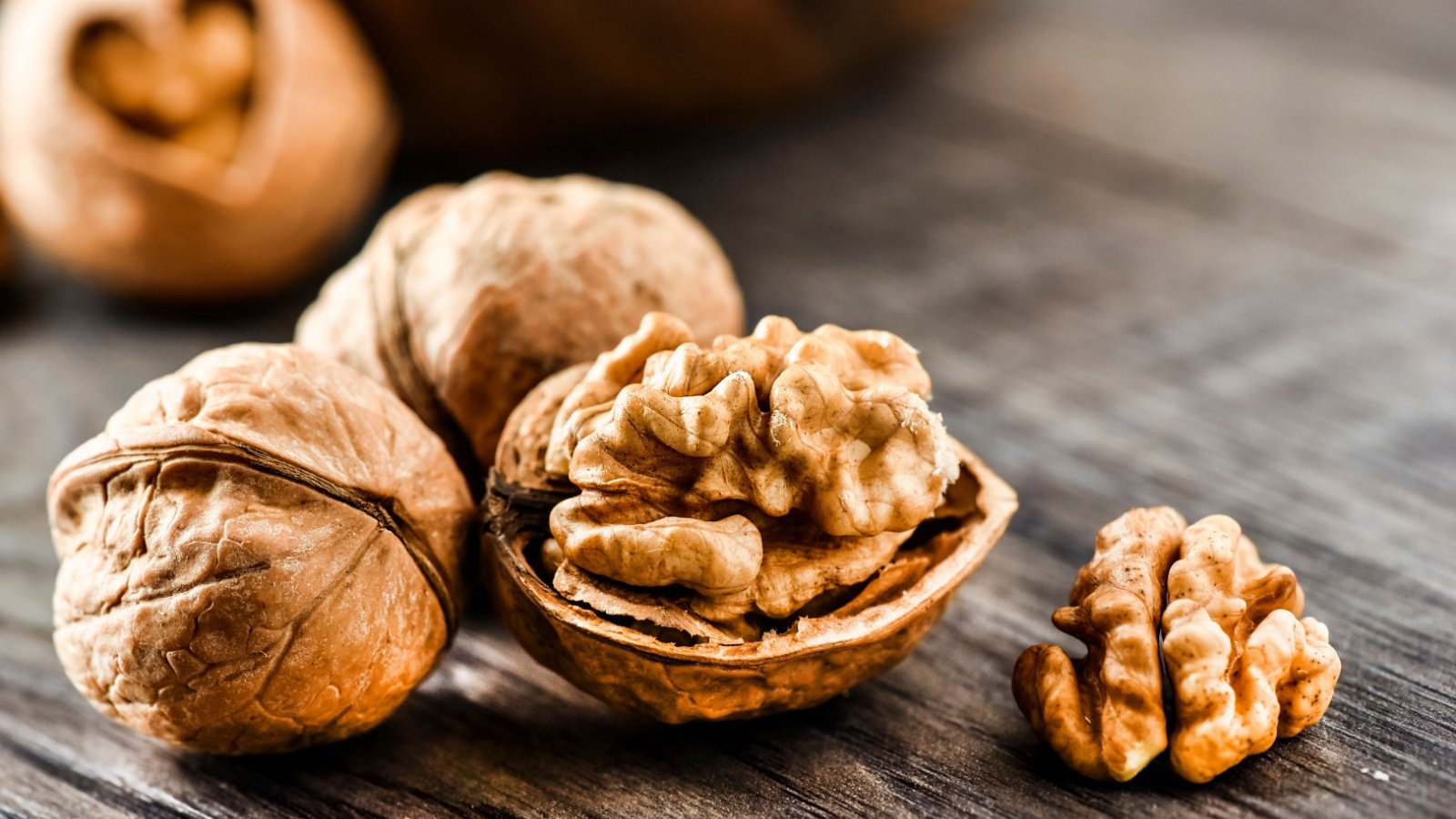 Walnuts Krasula Shutterstock