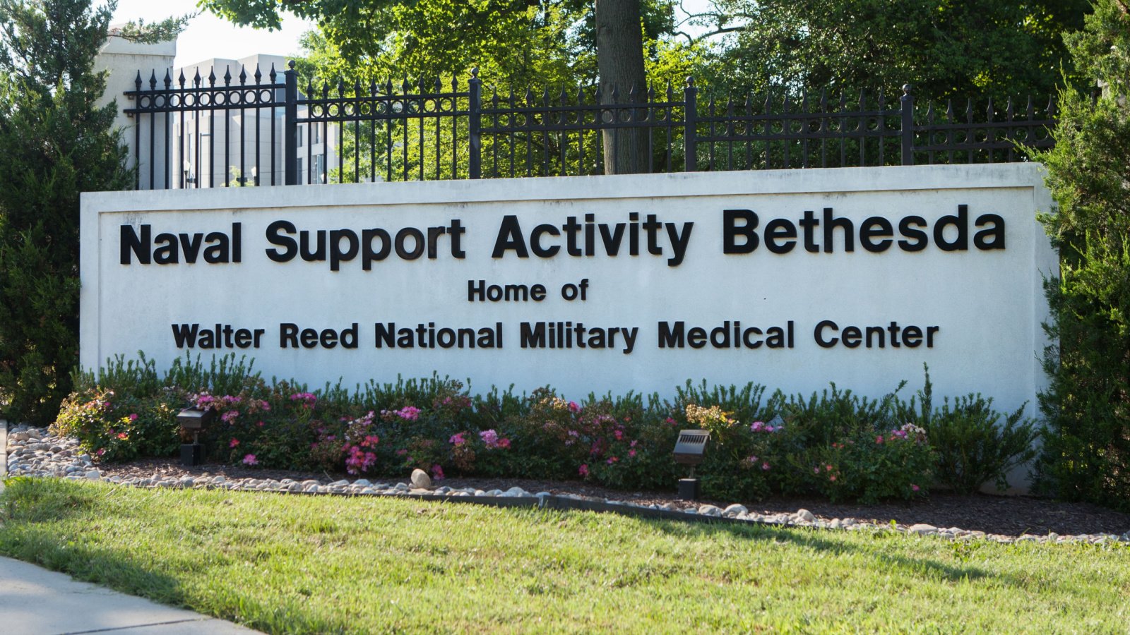 Walter Reed National Military Medical Center Mark Van Scyoc Shutterstock