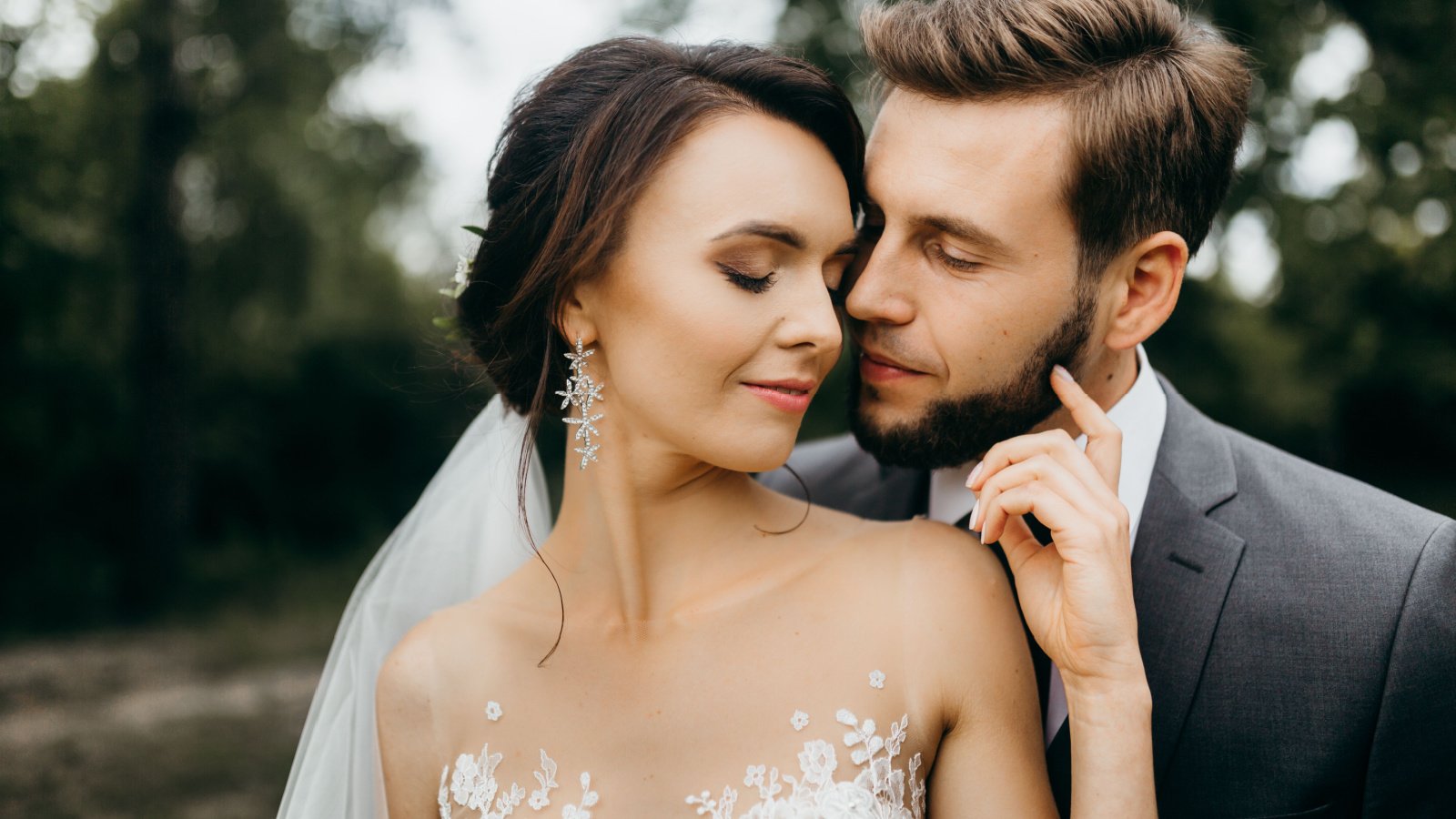 Wedding bride groom love outdoor ceremony shunevych serhii shutterstock