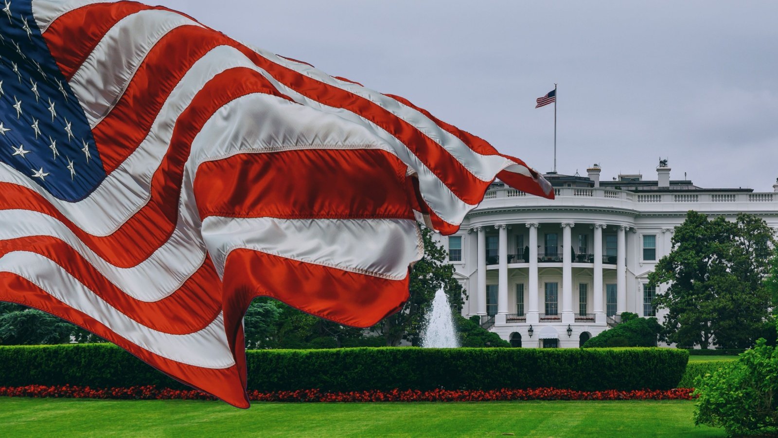 White House Washington DC ungvar Shutterstock