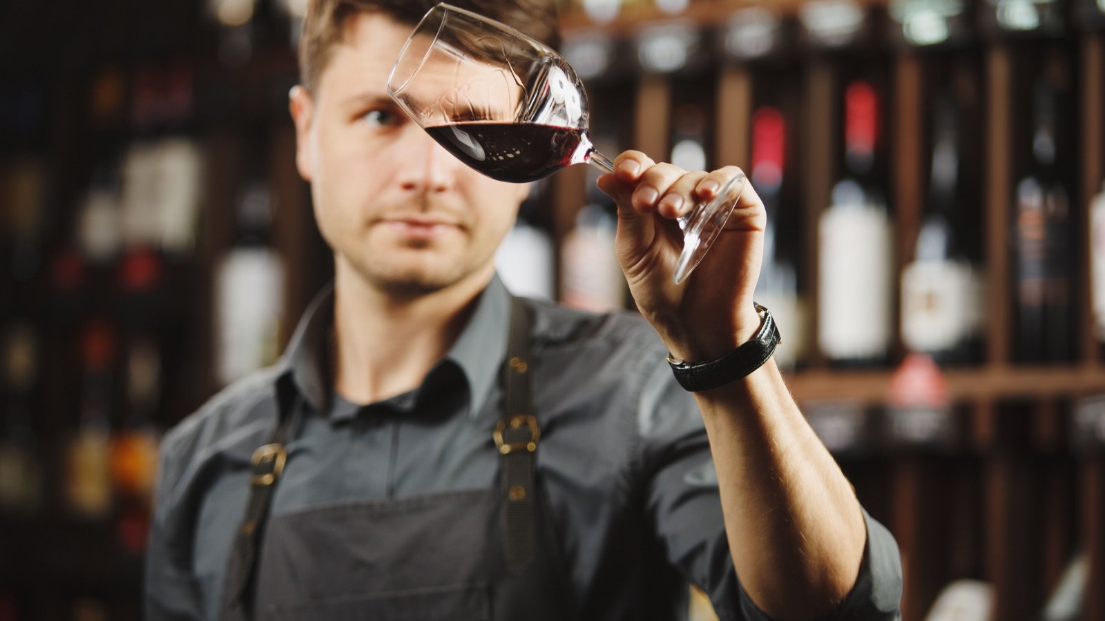 Wine Tasting Sommelier Job Work Waiter Male il21 Shutterstock