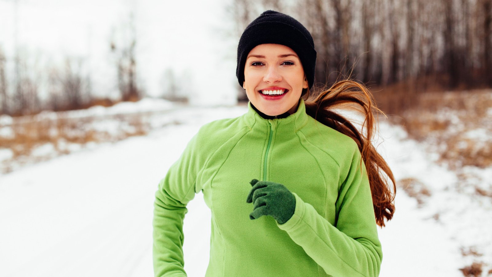 Winter fitness exercise trail running baranq shutterstock