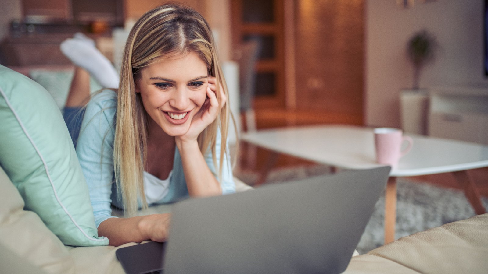 Young businesswoman entrepreneur working on laptop teen girl social ivanko80 shutterstock