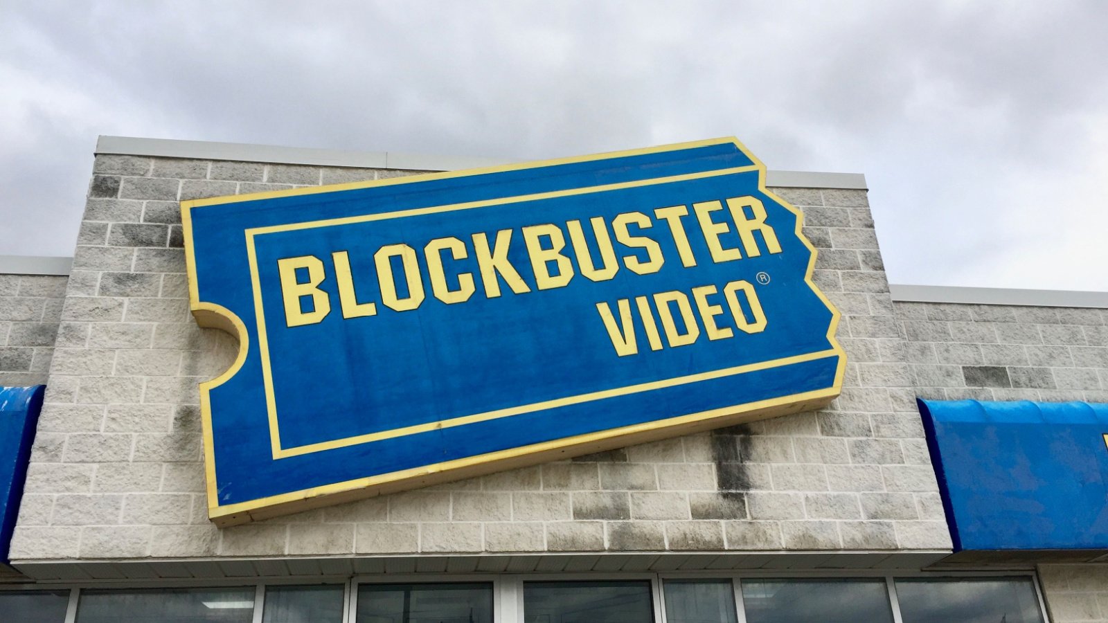 blockbuster video store Marganit shutterstock