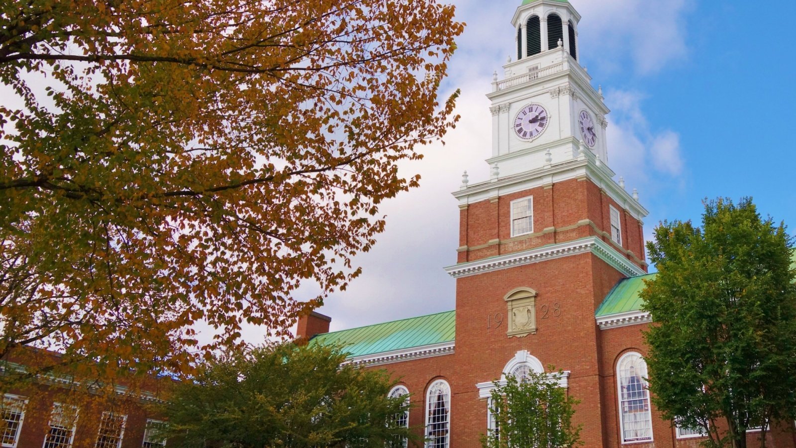 campus of Dartmouth College in Hanover, New Hampshire Dan Lewis Shutterstock