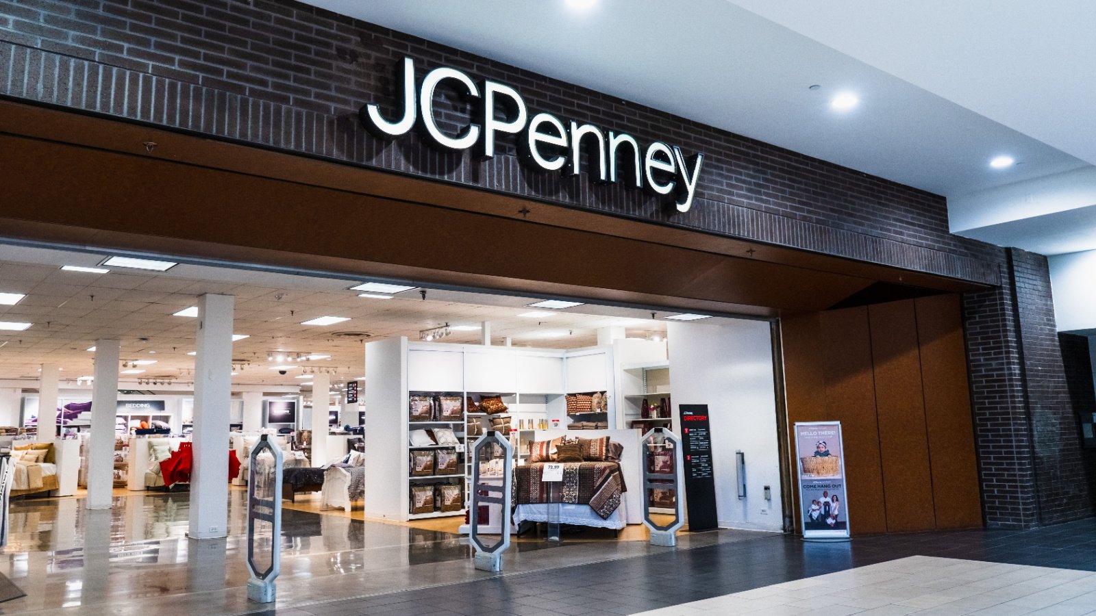 jcpenny store mall Sundry Photography Shutterstock